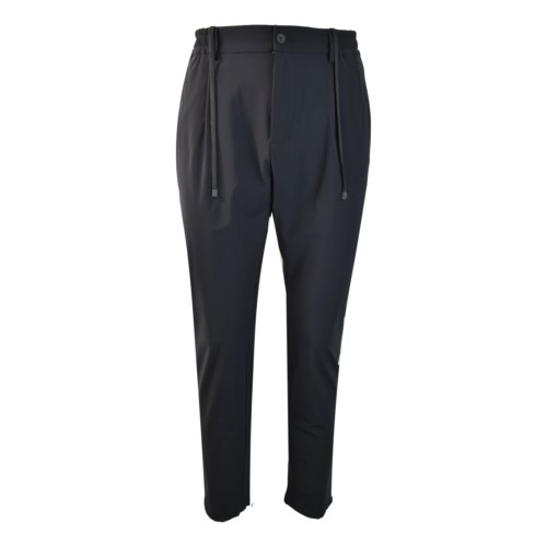 PANTALONE SLIM FIT TESSUTO TECNICO CRUNA MITTE.1525 900