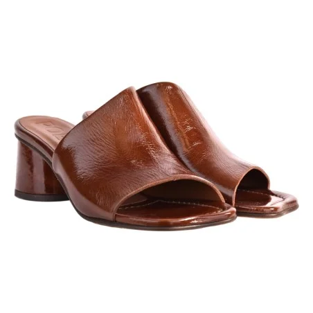 SABOT IN VERNICE POEVE 5ELLE53 20118