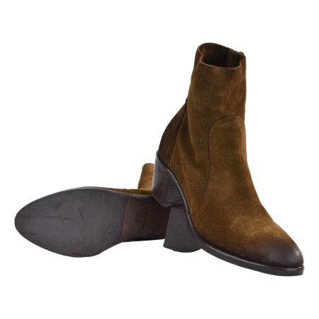 STIVALETTO CON ZIP CAMOSCIO STRATEGIA A4560 QUERCIA