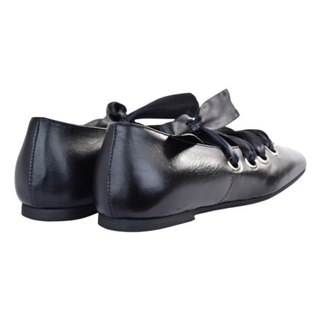 BALLERINA CON LACCI POEVE PBAL25 NERO