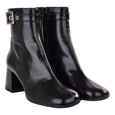 TRONCHETTO VERNICE CON CINTURINO FESTA GOBIA NERO