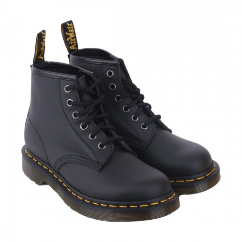 BOOT 6 EYELET DR. MARTENS...