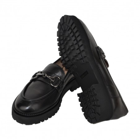 MOCASSINO CON MORSETTO LA PARIGINA V7000-131-G NERO
