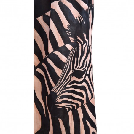 GONNA PAMELA ZEBRA CONNOR & BLAKE PAMELA PINK