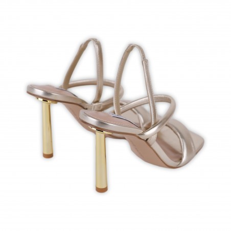 SANDALO CON CINTURINO STEVE MADDEN EXQUISITE GOL