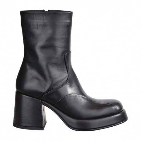 TRONCHETTO IN PELLE LEMARÉ 4060 NERO