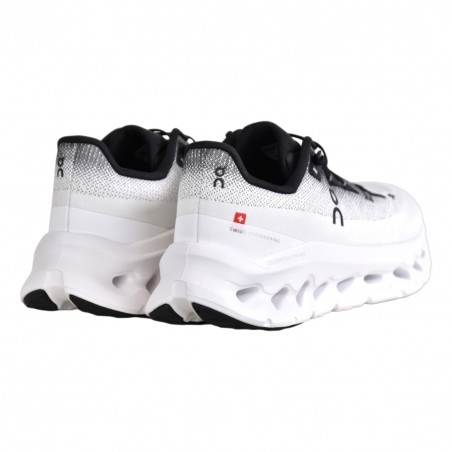SNEAKERS CLOUDTILT W ON 3WE10051430 BLACK/IVORY