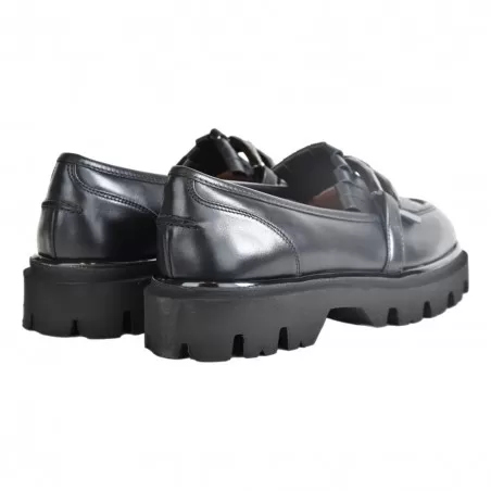 MOCASSINO CON FRANGIA LA PARIGINA A231-60-R NERO